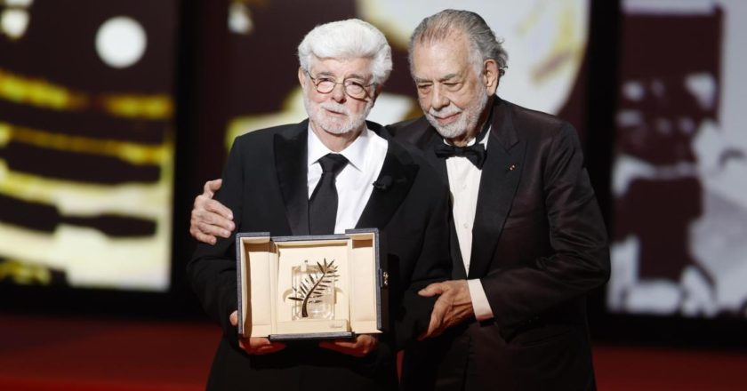 George Lucas recibe la Palma de Oro de Honor de Cannes de manos de su amigo Coppola