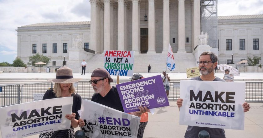 Supremo de EE.UU. permite temporalmente los abortos de emergencia en Idaho