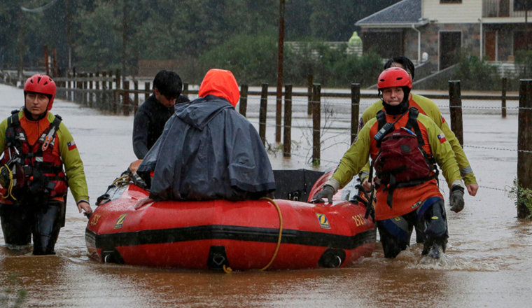 Chile: seis regiones en alerta máxima por intensas lluvias