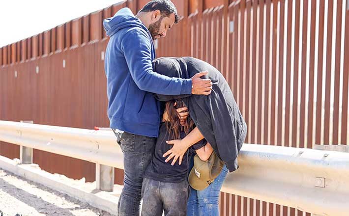 EU lanza plan para regularizar a migrantes casados con estadounidenses