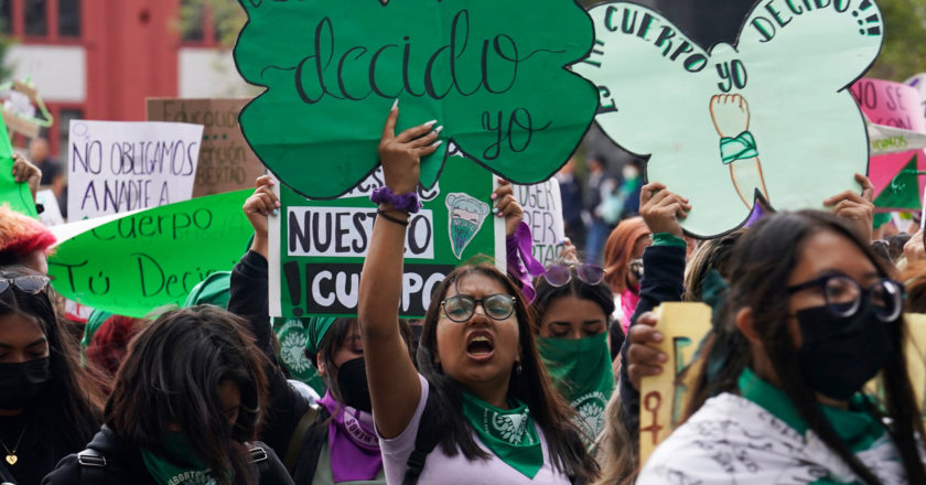 Expertas piden al próximo Gobierno atender la salud sexual adolescente y el aborto