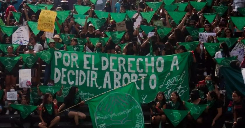 México, una opción en alza para los abortos de mujeres en estados republicanos de EE.UU.