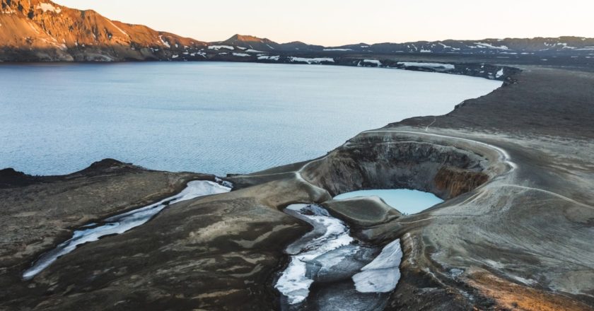 Alarmas en Islandia: deshielo de glaciares del volcán Askjan podría desatar erupciones masivas