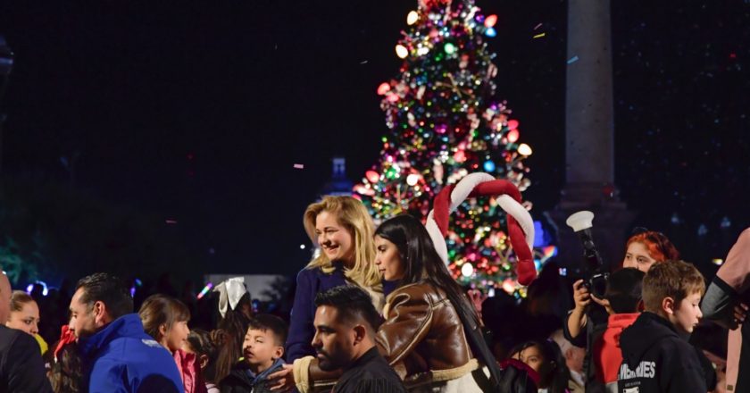 “Pensando en la esperanza, en el amor, en la familia, vamos a celebrar esta Navidad”: Maru Campos